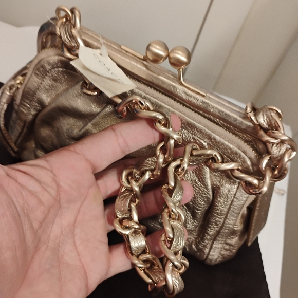 Coach Parker Kisslock Chain Women's Bag in Rose Gold New Display - Picture 6 of 16
